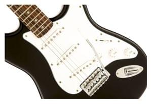 1558616087480-163-Fender-Squier-Affinity-Strat-Rosewood-Maple-Fretboard-Color-BLK-031-0600-506)-4.jpg